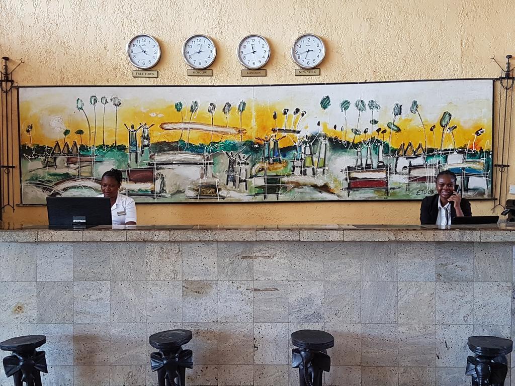 Tulun Lungi Airport Hotels מראה חיצוני תמונה