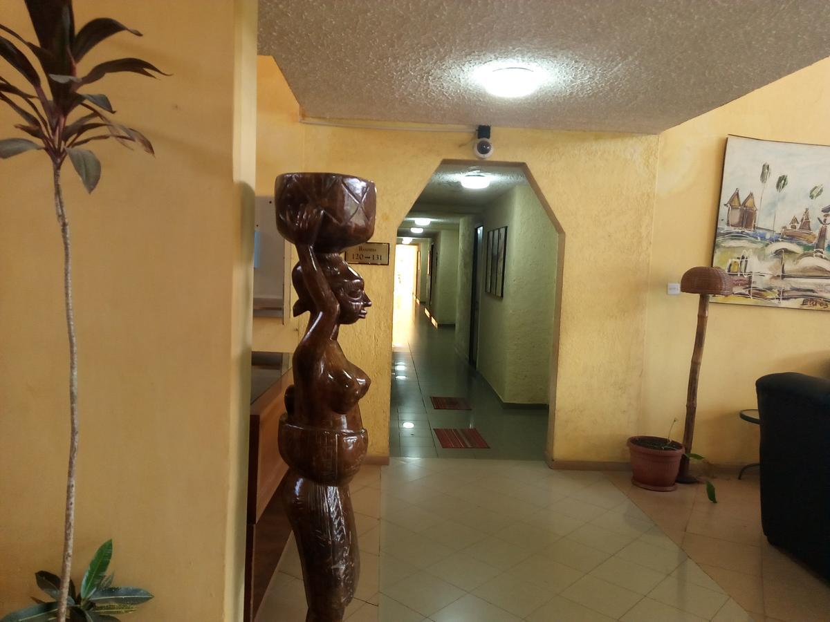 Tulun Lungi Airport Hotels מראה חיצוני תמונה